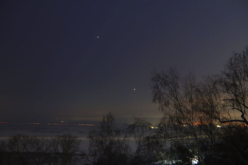 Юпитер и Венера на закате 15.02.23 г.