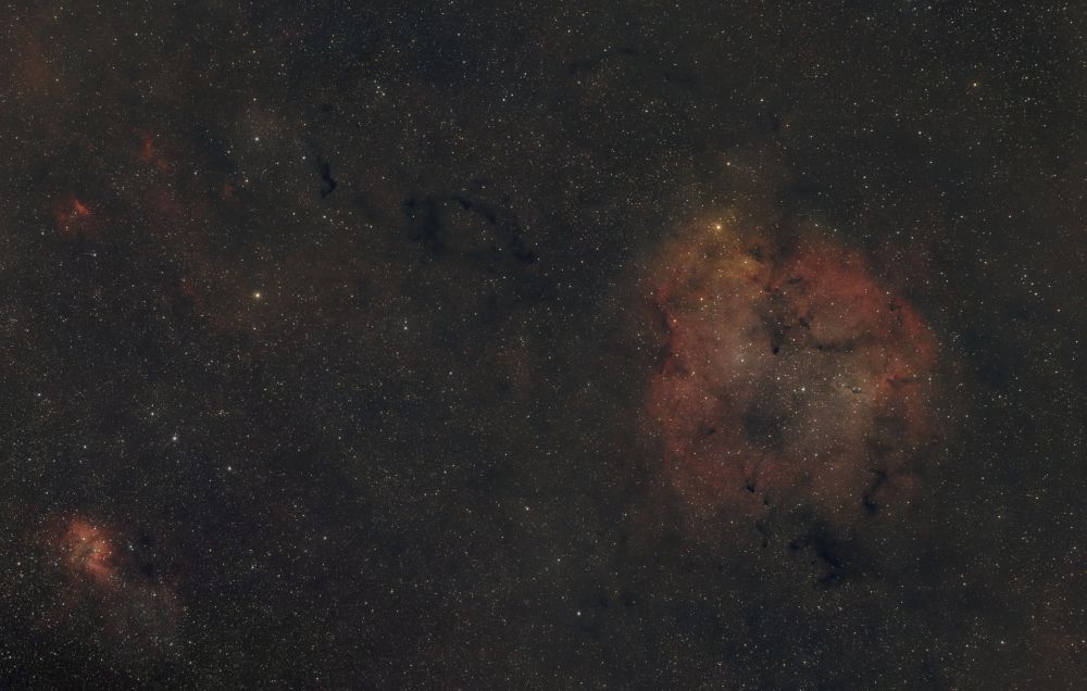 IC1396 и SH 2-132 Лев тянет Слона за хобот