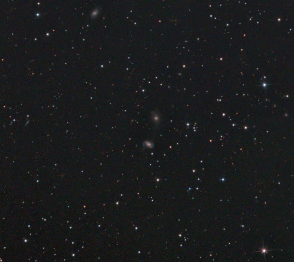 NGC 5218 , 5216