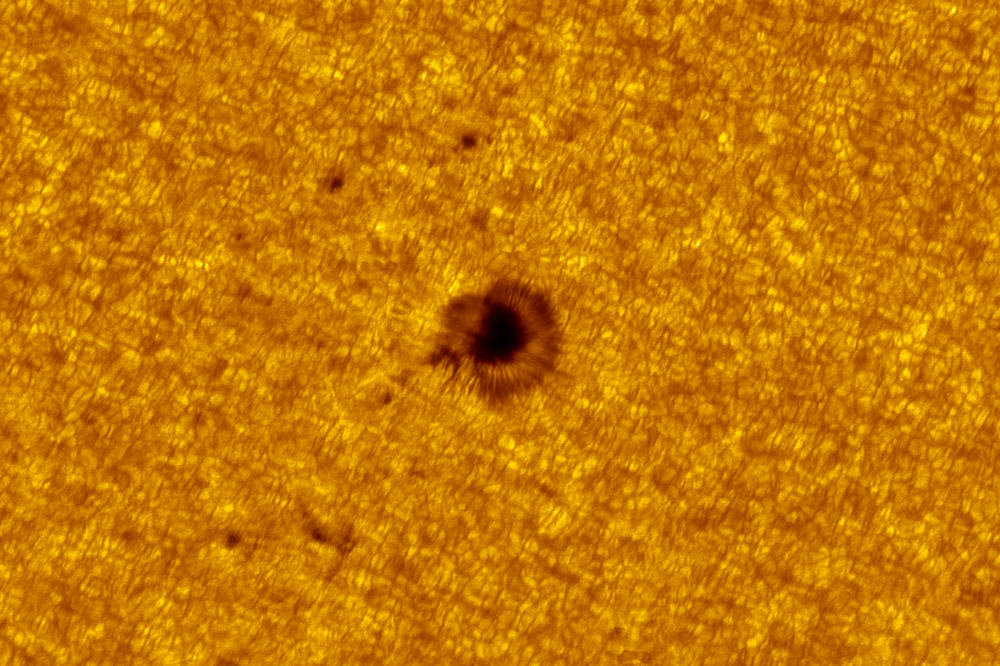 2020.06.10 Sun AR12765 (color)