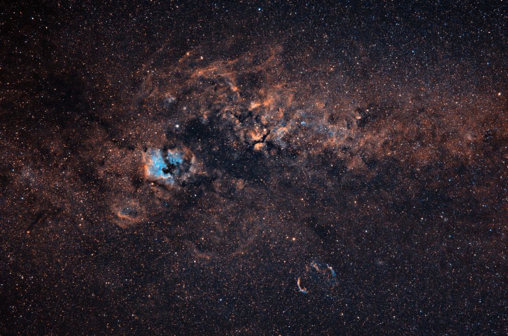 Part of the Milky Way in Cygnus using Narrowbandfilters