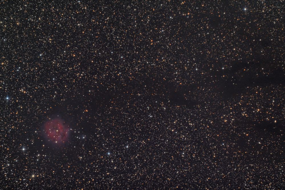 IC 5146 ("Туманность Кокон")