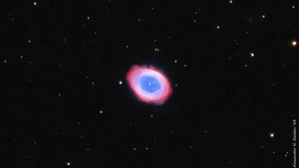 M57 (Ring Nebula) in (Ha+R)G(OIII+B)