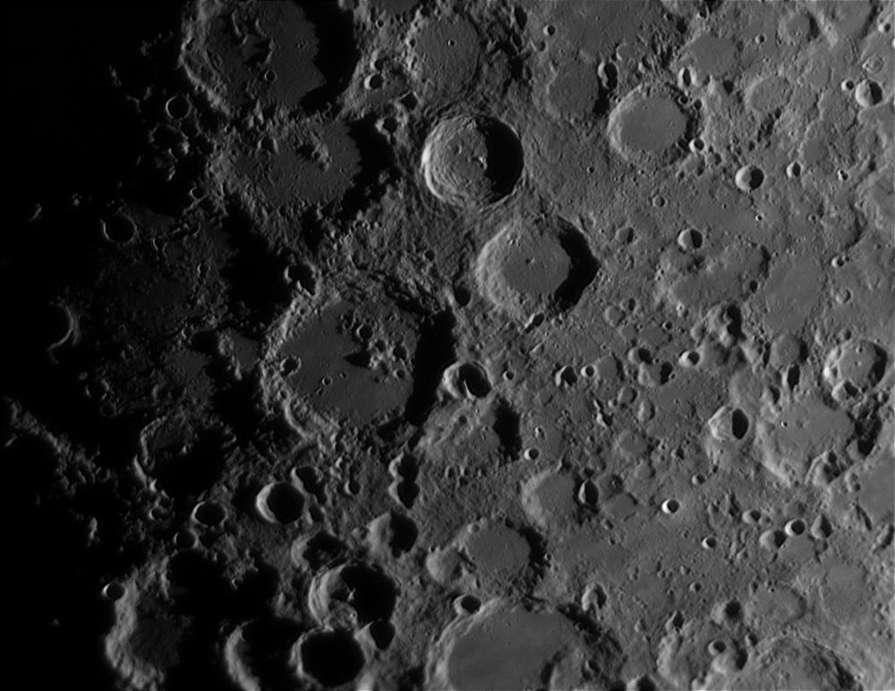 кратер Вальтер 200628