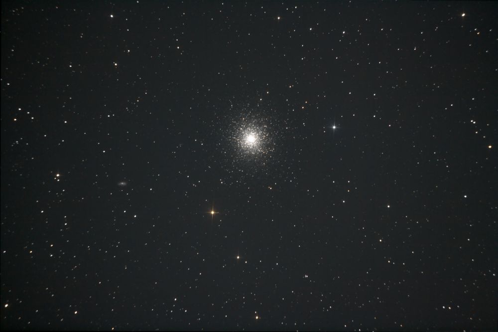  M13 (NGC 6205) Hercules Globular Cluster