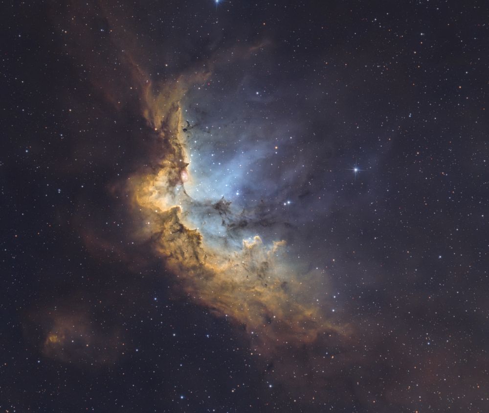Туманность Колдун NGC 7380
