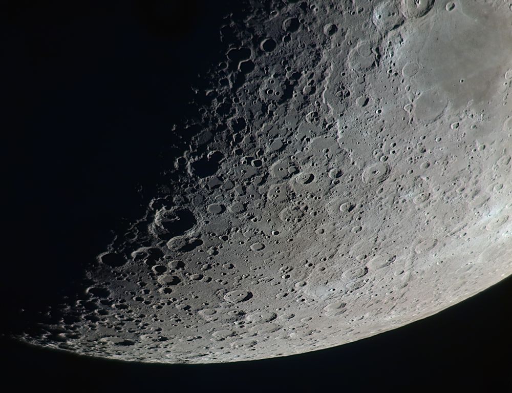 Луна 180323