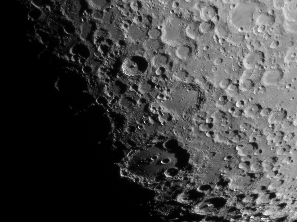 Регион кратеров Тихо, Клавий, Маджини, Морет. 