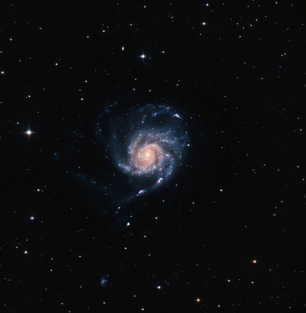 Галактика M 101 Вертушка и сверхновая 2023ixf