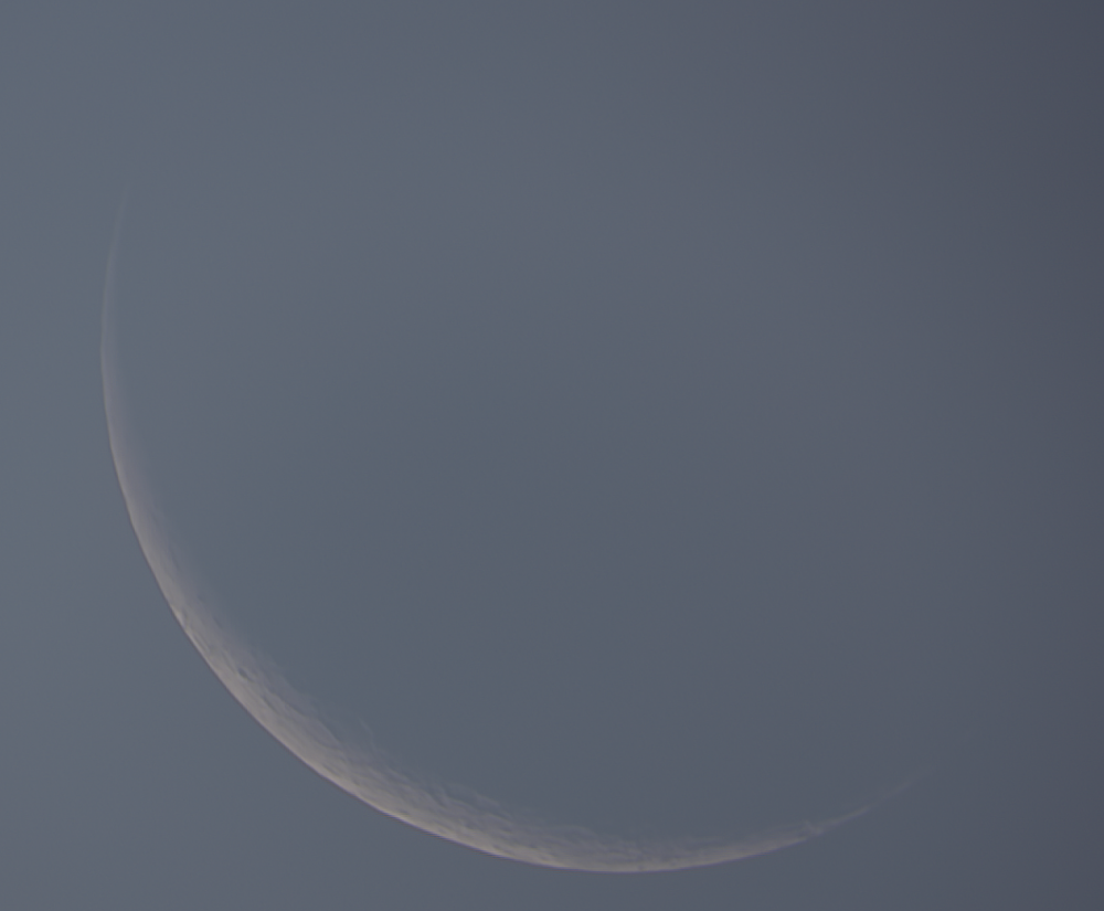 Убывающая Луна перед восходом (6%, 23.10.22)