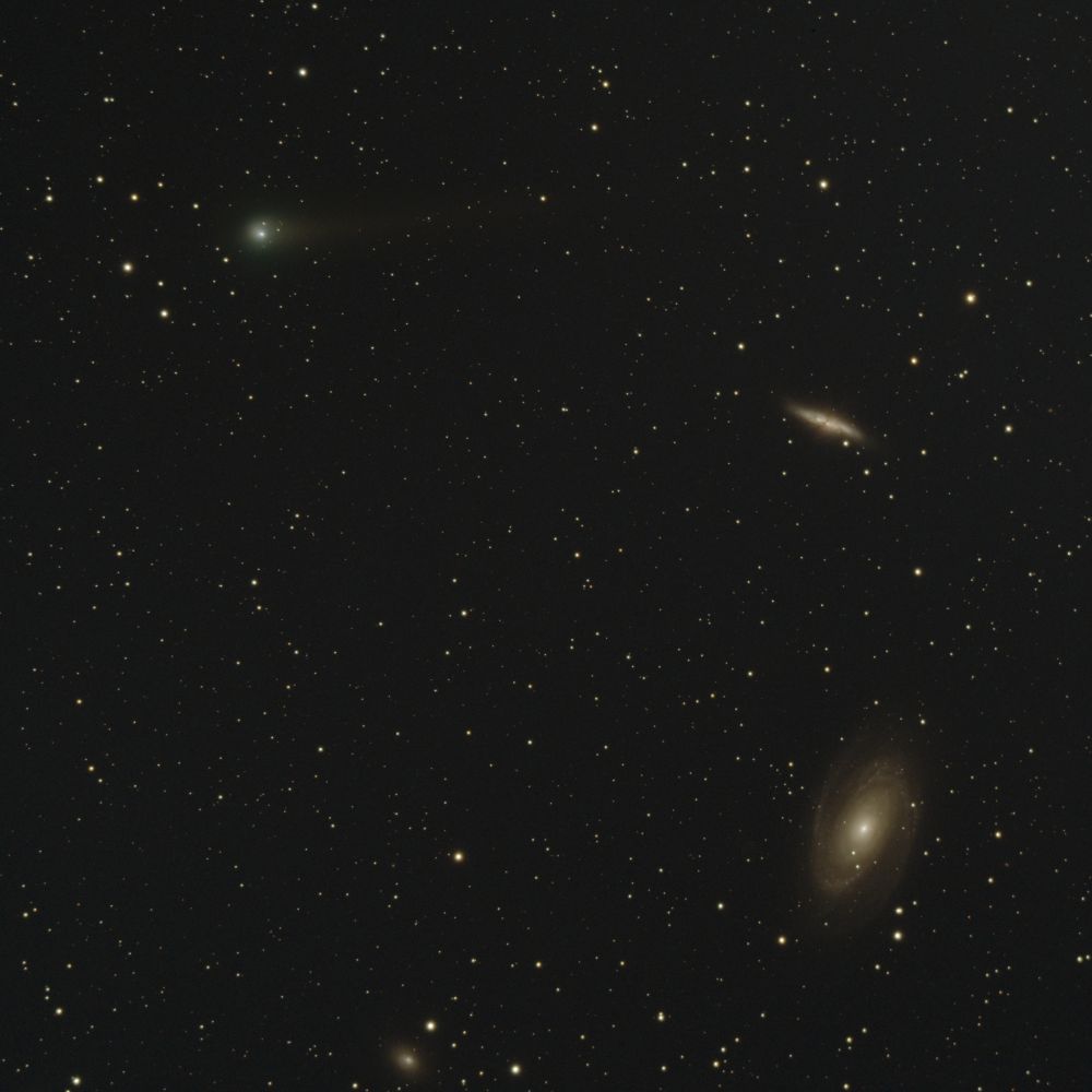 M81, M82 и комета C/2017 T2