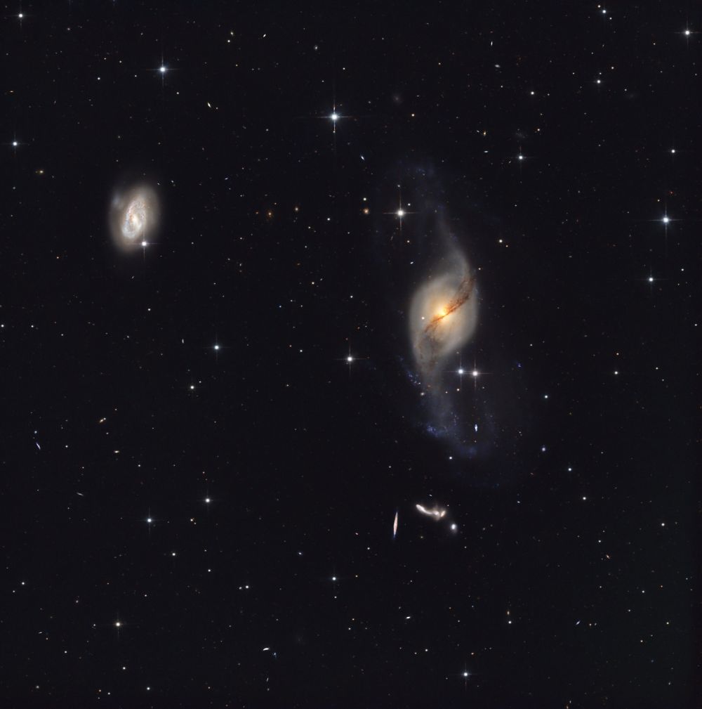 Галактики NGC 3729 и NGC 3718 в Большой Медведице