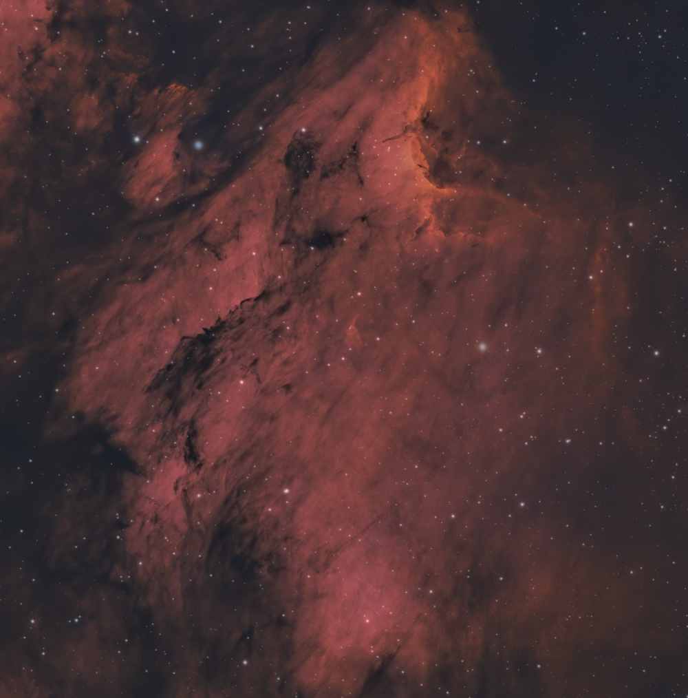 Туманность Пеликан IC 5070