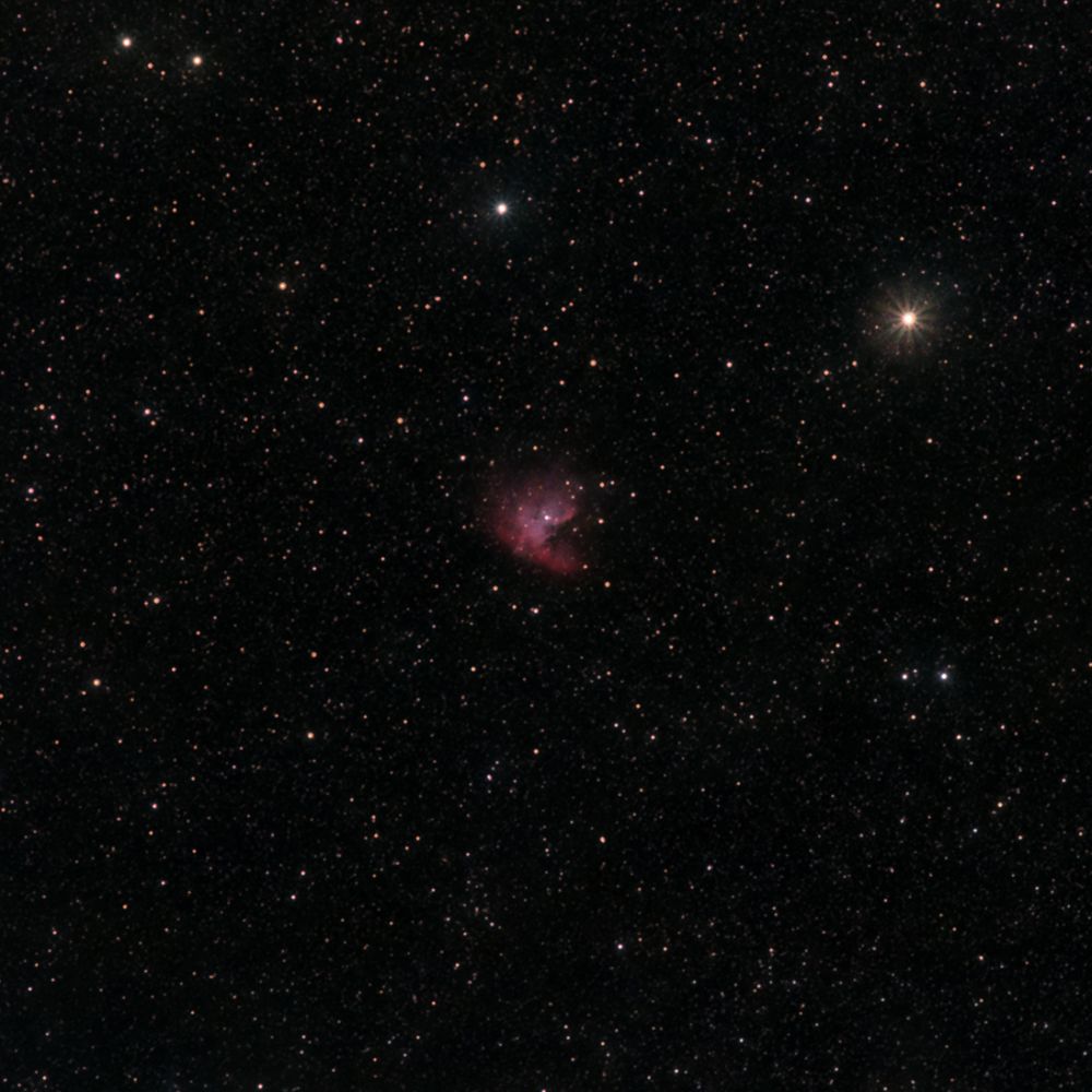 Туманность Пакман (NGC 281)