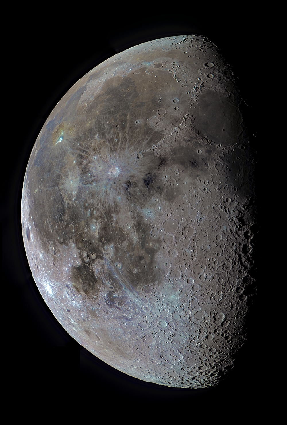 Луна в усиленных тонах от 05.10.2023