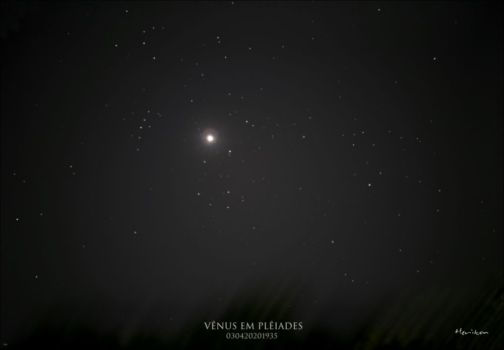 Vênus em Pleiades (M45)