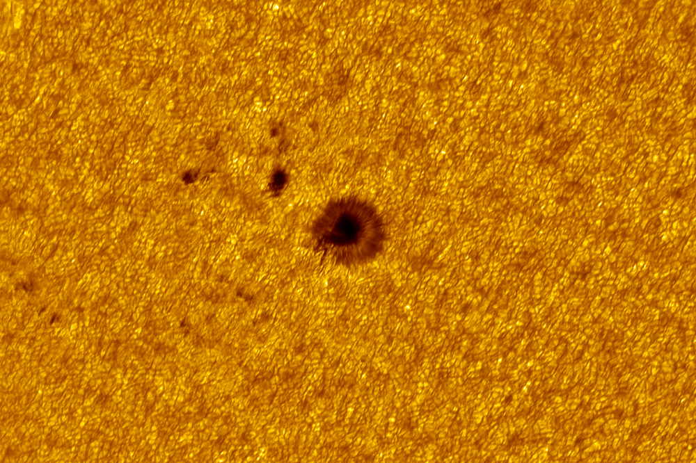 2020.06.09 Sun AR12765 (color)