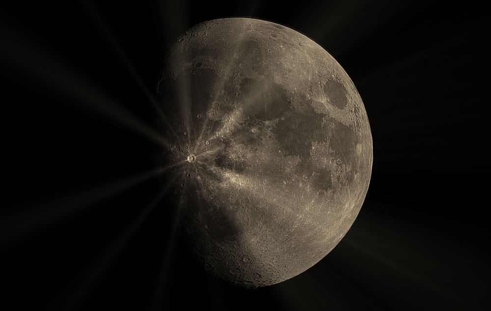 Луна растущая-07.09.2022 Лучи от кратера Коперник добавлены художественно