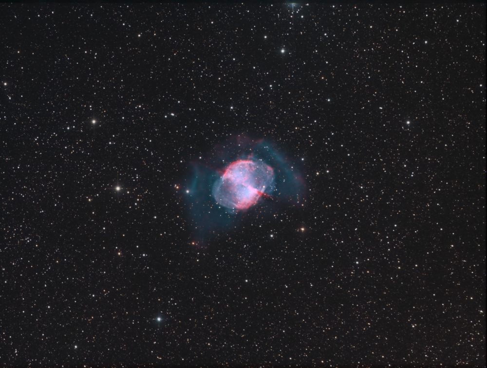 M27 Dumbell PN bicolor + RGB stars