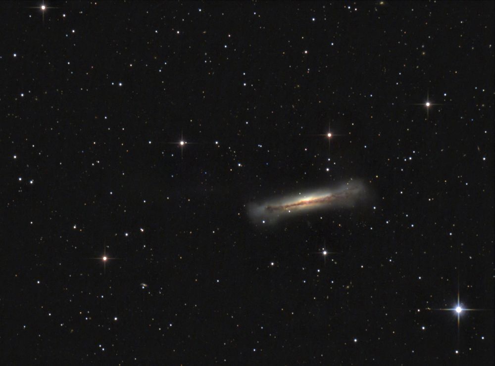 NGC 3628 - галактика Гамбургер.