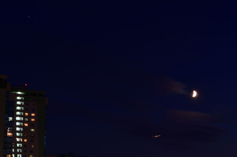 Сближение Луны, Сатурна и Юпитера (+самолет). 10.11.21