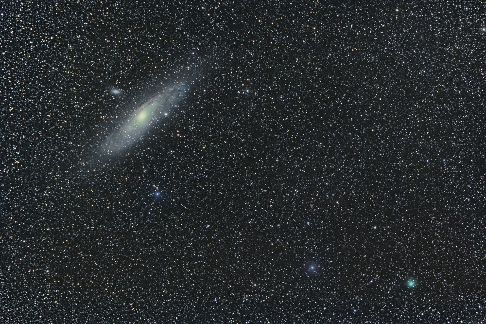 Галактка М31 "Туманность Андромеды" и комета 64P Свифта-Герельса