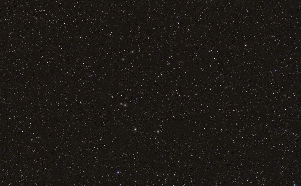 Созвездие Льва , район галактик М 105 , М 95 , М 96