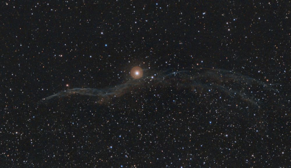 Туманность Ведьмина Метла (NGC 6960).