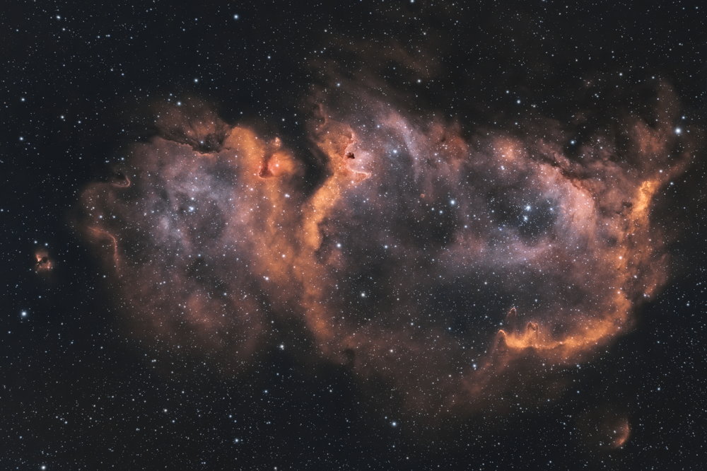 Туманность «Душа» (S2-199) в палитре Хаббла