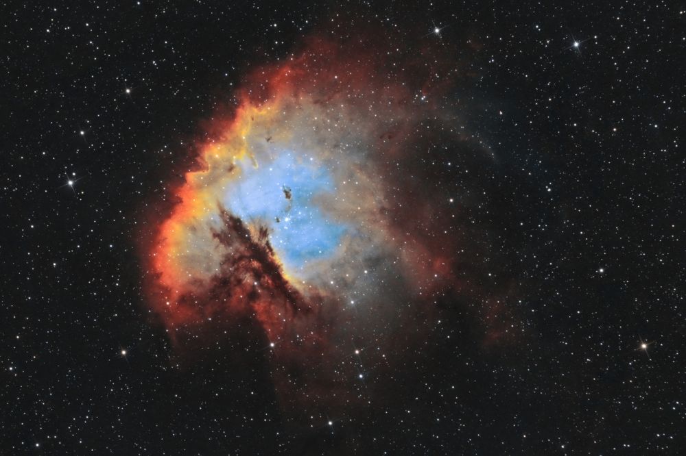 Туманность Пакман (NGC 281)