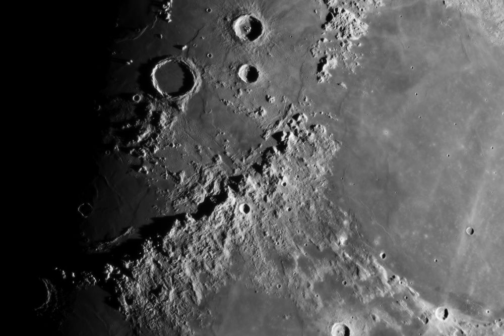 2018.02.23 Moon (Montes Apenninus, Archimedes, Rima Hadley)