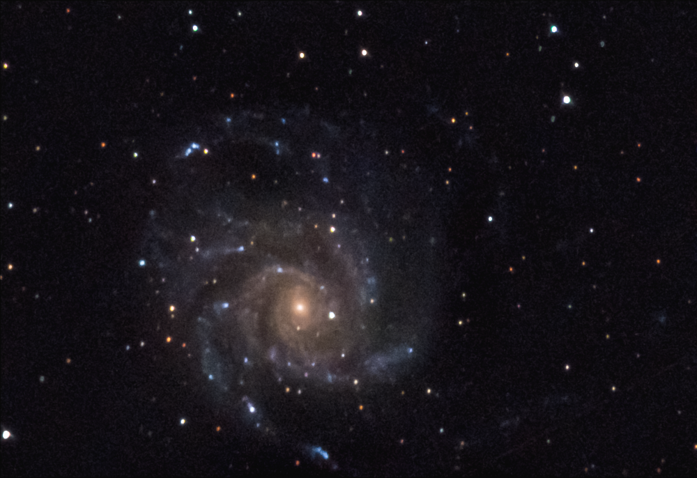 Галактика Вертушка M101 спиральная галактика, которая находится в созвездии Большой Медведицы. Расположена на расстоянии около 27 миллионов световых лет от Земли. От 11.04.2024