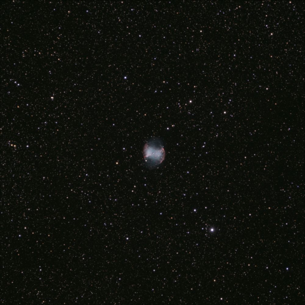 M27 - планетарная туманность Гантель