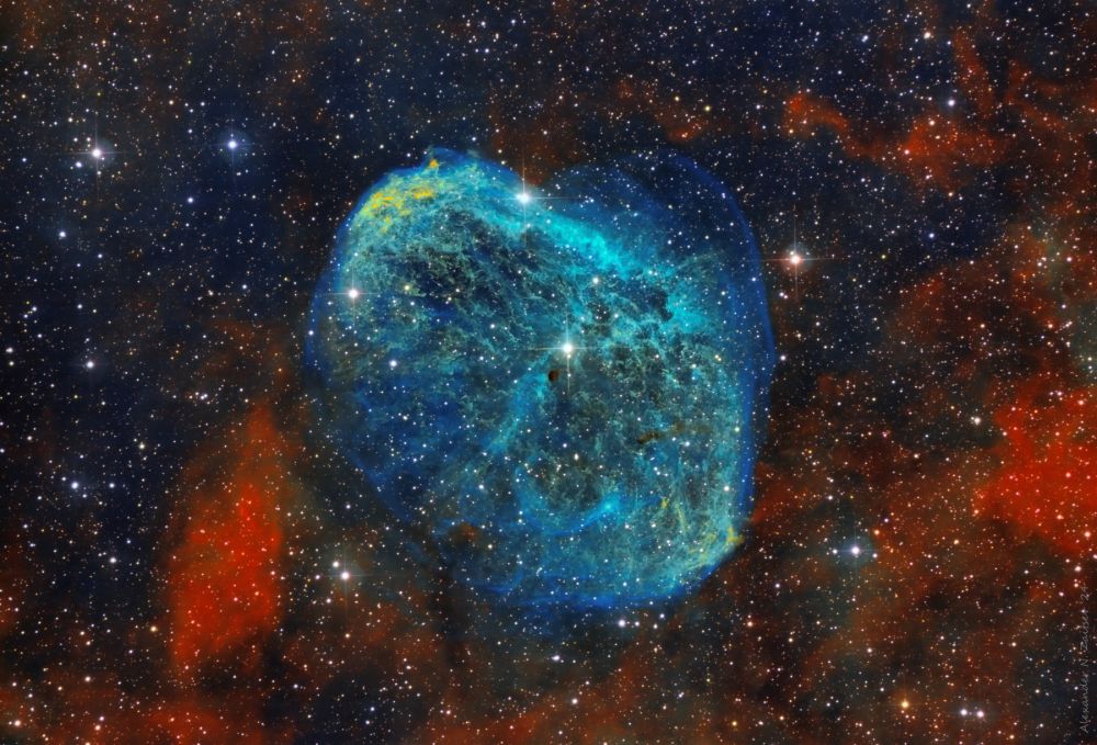 NGC 6888 (LBN 203б, Crescent Nebula) in SHO