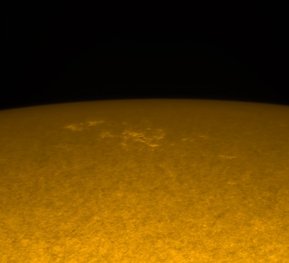 Флоккулы на краю диска Солнца  01.06.2021