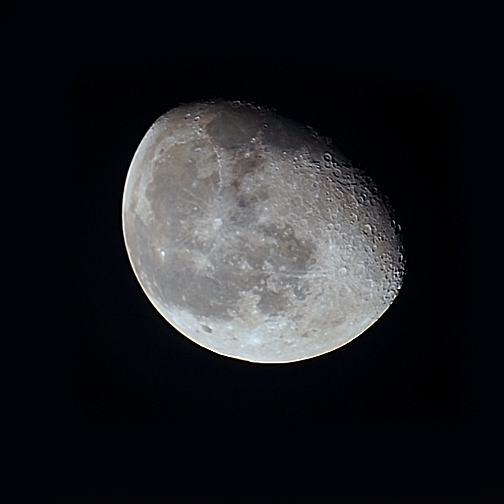 Луна 23.12.2021