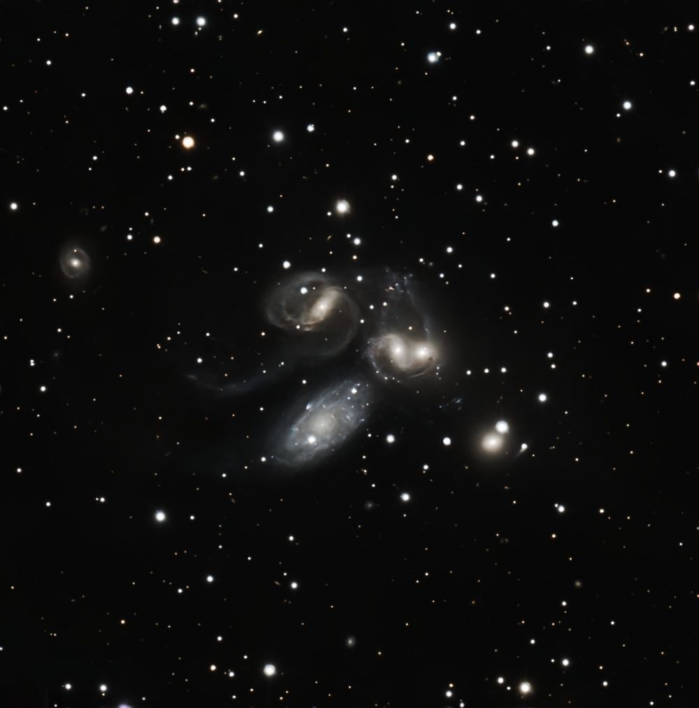 NGC7320 Stephans Quintet