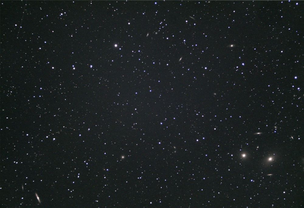 Western Part of Markaryan chain & NGC4216