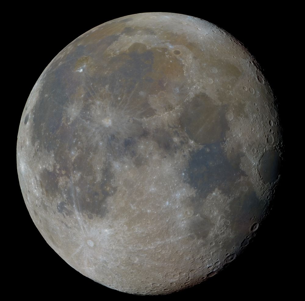 Панорама Луны в цвете 24.08.21