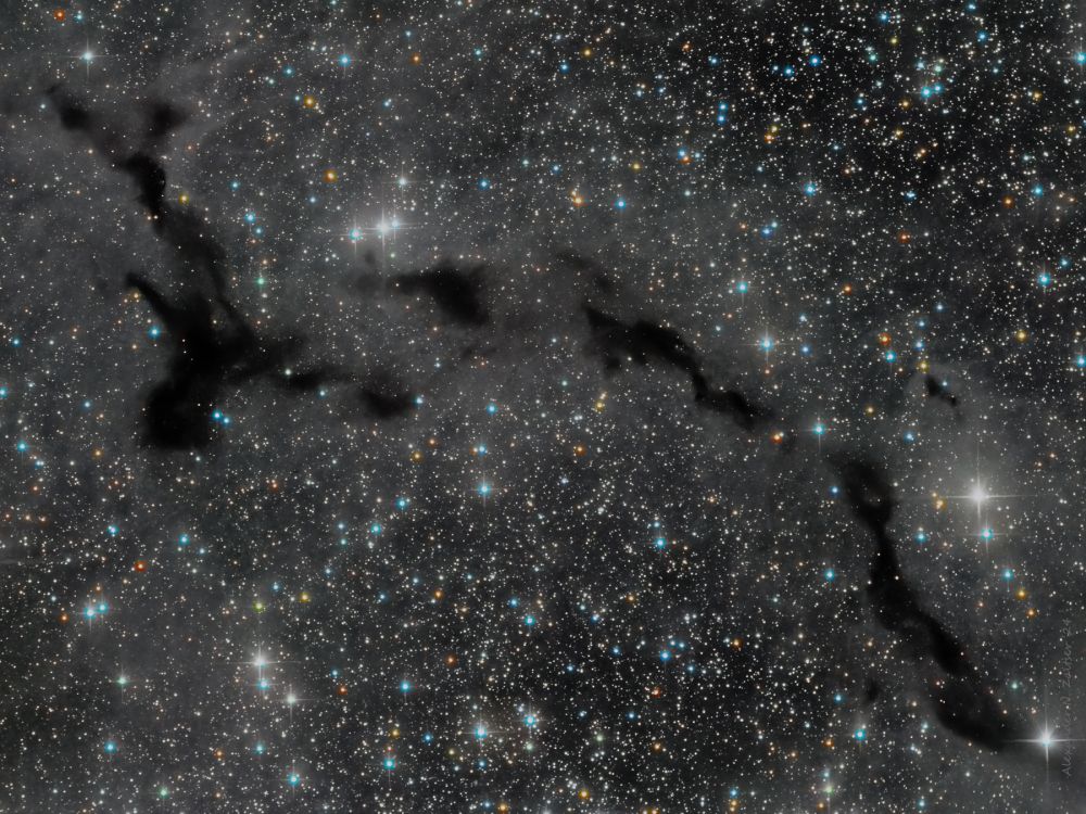 Barnard 150 в LRGB