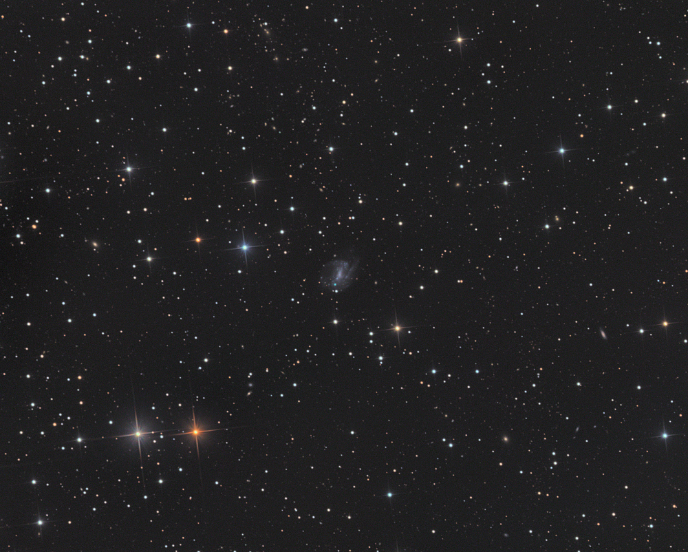 Взаимодействующие галактики UGC 4499 + Markaryan 94