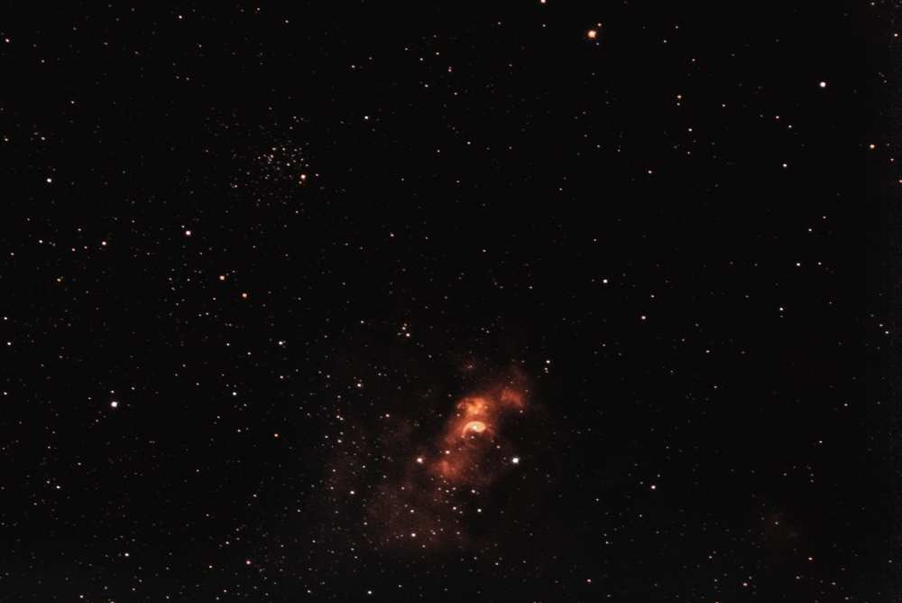 Рассеянное звездное скопление М52 и туманность Пузырь в созвездии Кассиопее. 27-28.02.2024