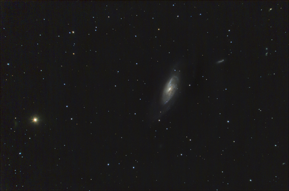 Галактика М 106 со товарищи