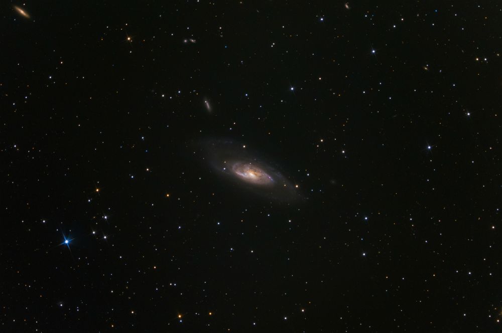 M106