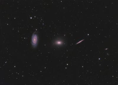 Трио Дракона (NGC 5981, NGC 5982, NGC 5985)