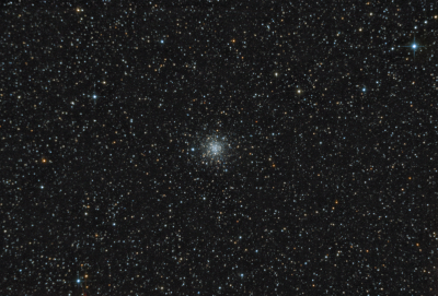 М56 шаровое скопление в созвездии Лира