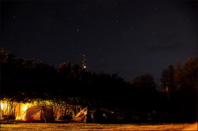 Палатки СтарФеста под звёздным небом Абхазии