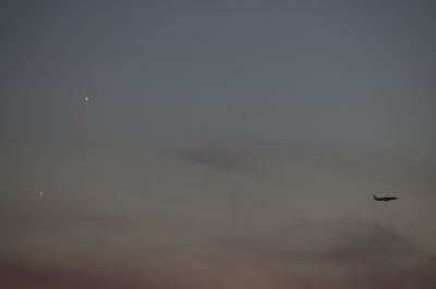 Jupiter + Venus + airplane 09-06-2026 - Astrophotography