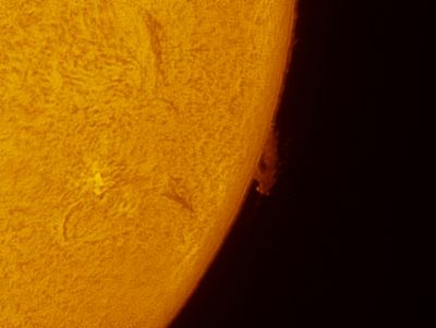 Solar prominence (25 may 2015, 13:36)