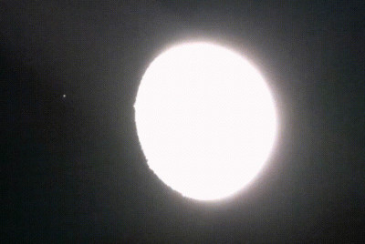Conjunction of Regulus and the Moon (1-hour animation) - Astrophotography